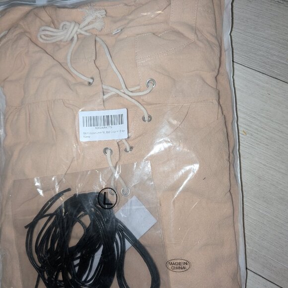 Men's Loose Linen Medieval Gothic Renaissance Pirate Shirt Mens Sz L - NEW in Pk - Picture 2 of 2